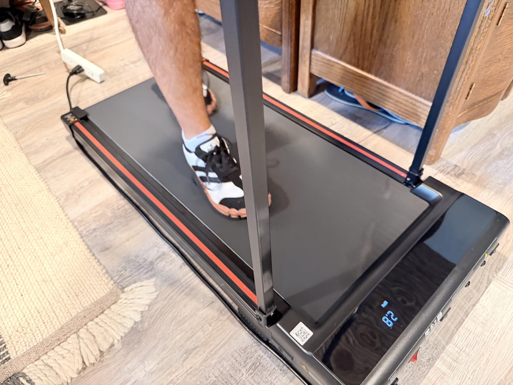 Walking Pad Treadmill for Home with Handle Bar Foldable Under Desk Terluxra customer photo 1
