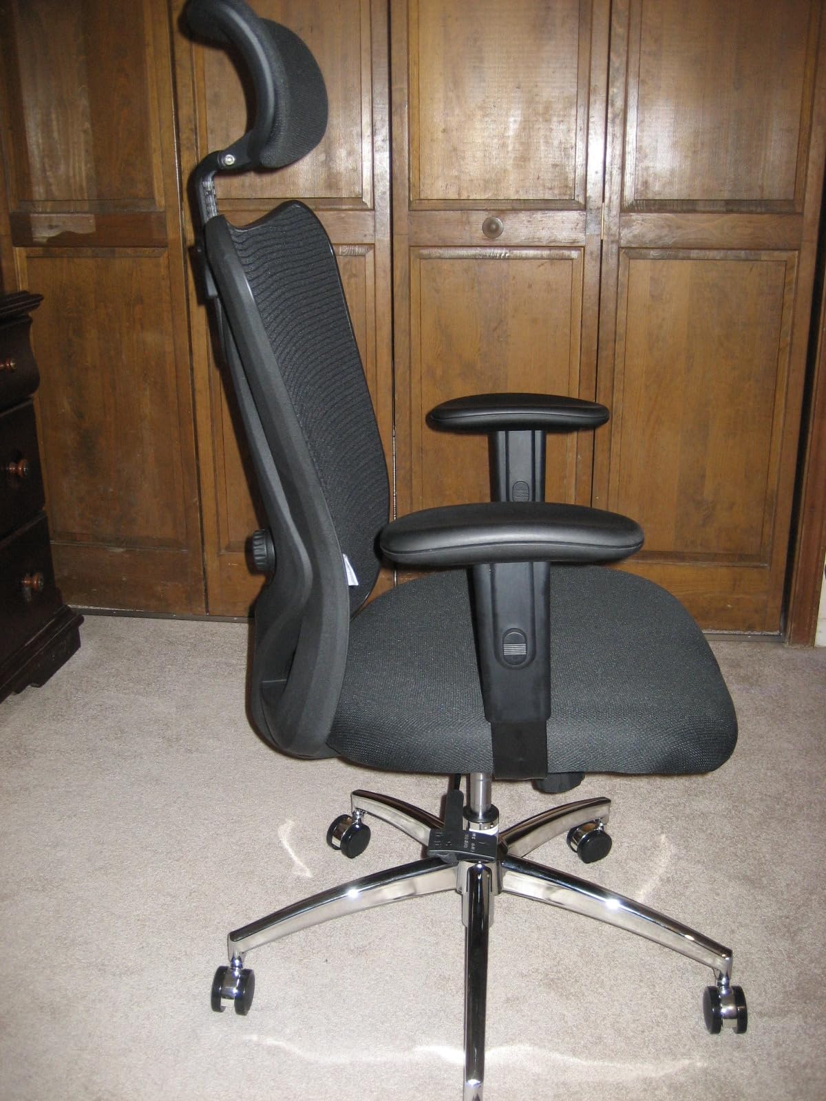 SIHOO B100 Mesh Office Chair, Comfy Ergonomic Office Chair | Mesh Office Chair with Adaptive Lumbar Support, Desk Chair with Wide Headrest, 300 LBS Grey customer photo 1