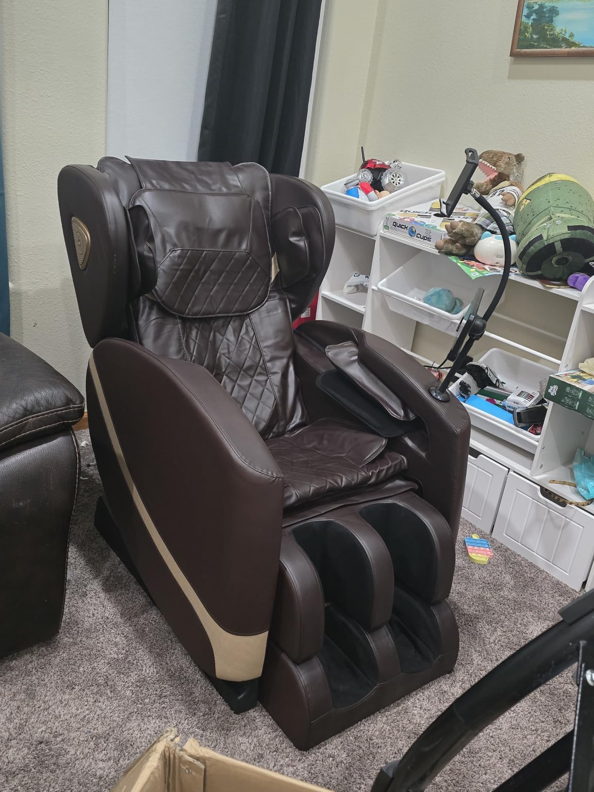 FURNIMAT Massage Chair Full Body Zero Gravity Recliner, 2026 New Version | 14 Shiatsu Rollers, 10 Airbags, 5 Auto Modes, Heated, Foot Massage, Bluetooth Speaker, Touchscreen for Back & Neck Pain, Spa customer photo 1