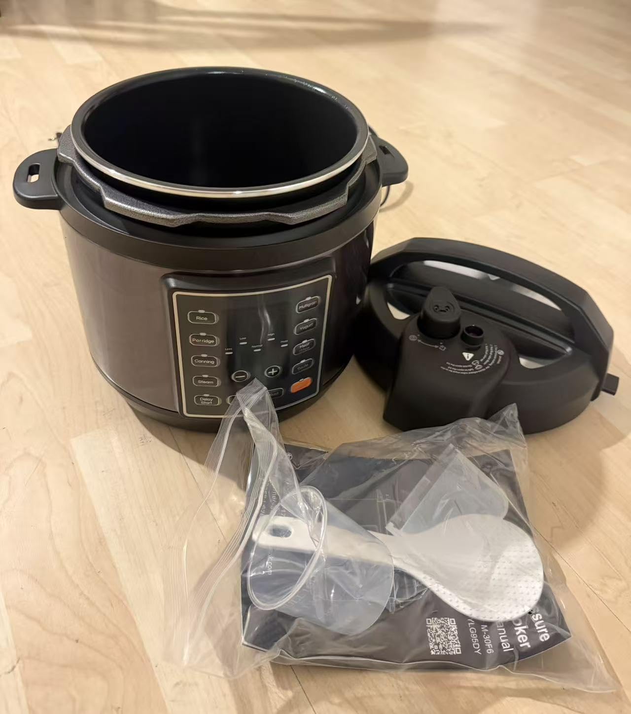OLIXIS 10-In-1 Electric Pressure Cooker, 3 Quart Multi Cooker for Rice, Stew and Steam, Small Programmable Stainless Steel Pot with Slow Cook Function and Ceramic Inner Pot customer photo 1