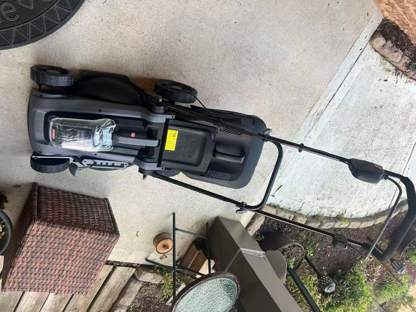 MZK 40V 16-Inch 2-in-1 Lawn Mower, Brushless Cordless Push Mower | Brushless mower with 5 height positions and dual batteries for walk-behind mowing in yards and home lawns. customer photo 2