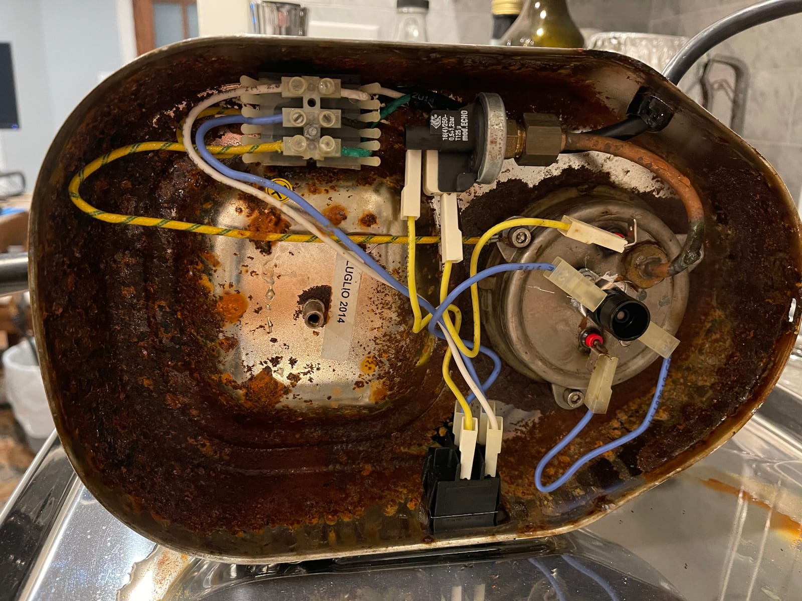 La Pavoni PC-16 Professional Espresso Machine - 16-Cup Capacity Lever Espresso Maker - Chrome Finish- Solid Brass 38oz Boiler - Dual Frothing Systems & Mounted Pressure Gauge - Made in Italy customer photo 1