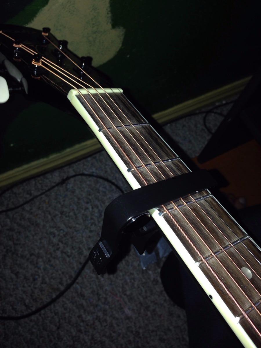 Jim Dunlop Trigger Capo Acoustic Curved - Black customer photo 1