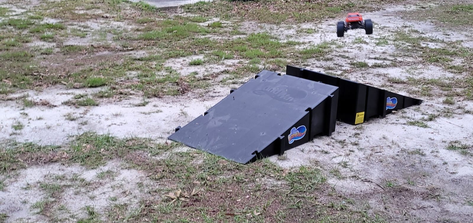 Landwave Skateboard Ramp 2-Pack customer photo 1