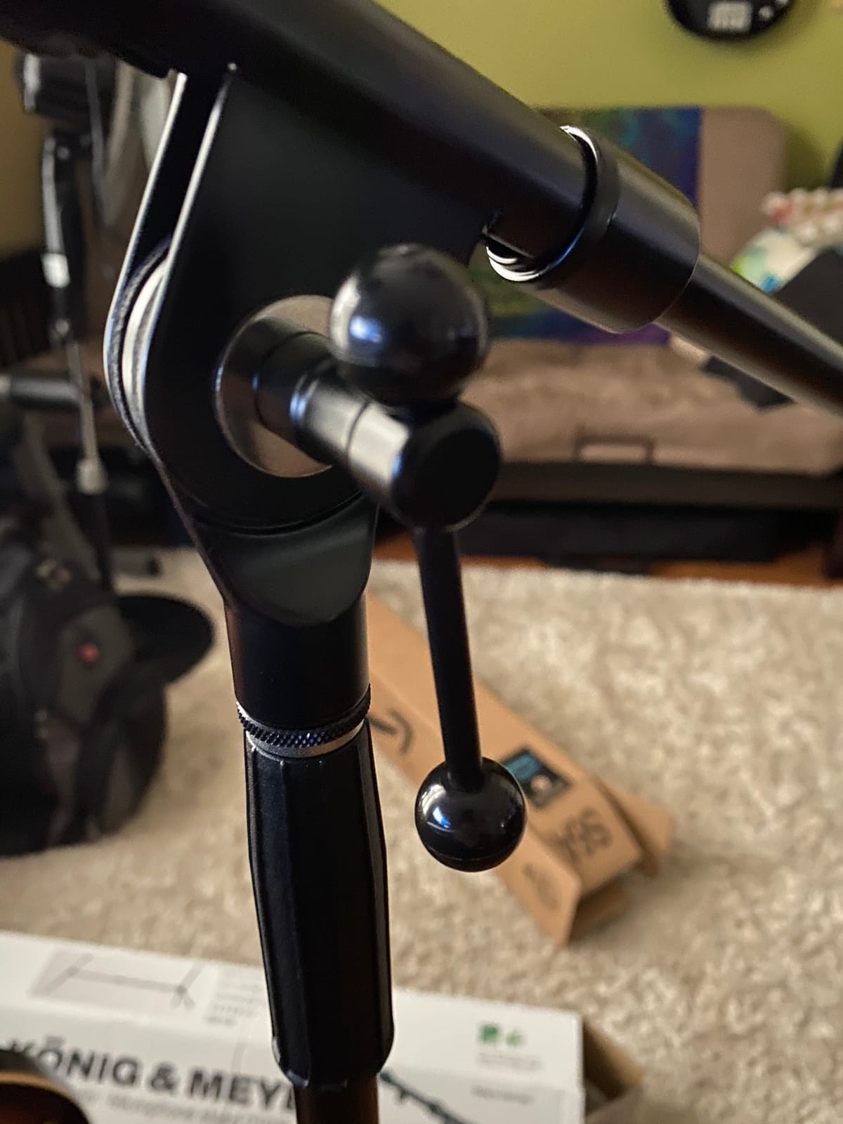 K&M König & Meyer 21090.500.55 Tripod Microphone Stand - Adjustable Telescoping 2-Piece Boom Arm - Professional Grade - Heavy Duty with Folding Leg Base - German Made Black customer photo 2