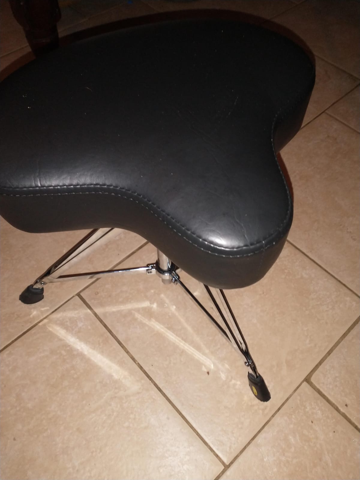 Gibraltar Drum Throne with Adjustable Height Motorcycle-Style Seat, Double-Braced Legs (6608) customer photo 1