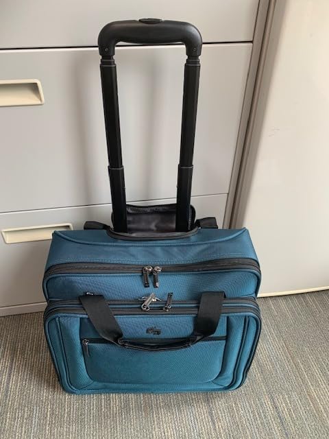 Solo New York Rolling Case with Wheels - Roller Laptop Bag, Wheeled Briefcase for Women & Men, Carry On Size for Travel, Fits 17.3