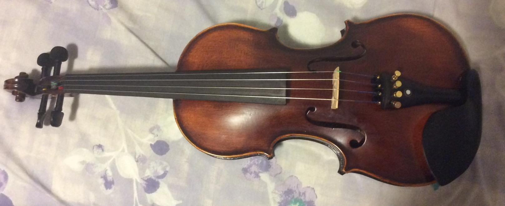 Mendini By Cecilio 4/4 Violin For Beginners, Black Solid Wood - Flamed Acoustic Violins Set with Case, Tuner, Shoulder Rest, Bow, Rosin, Bridge & Strings customer photo 1