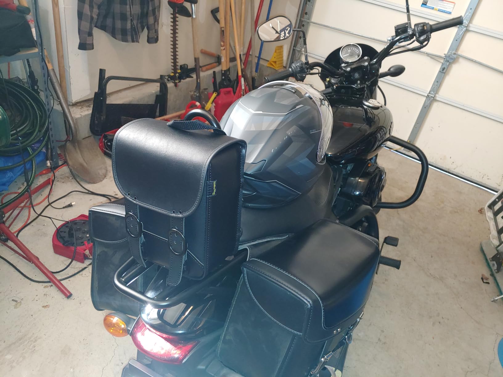Dowco Willie & Max 59591-00 Black Jack Series: Synthetic Leather Motorcycle Sissy Bar Bag, Black, Universal Fit, 8in.W x 10in.H x 4.5in.D customer photo 1