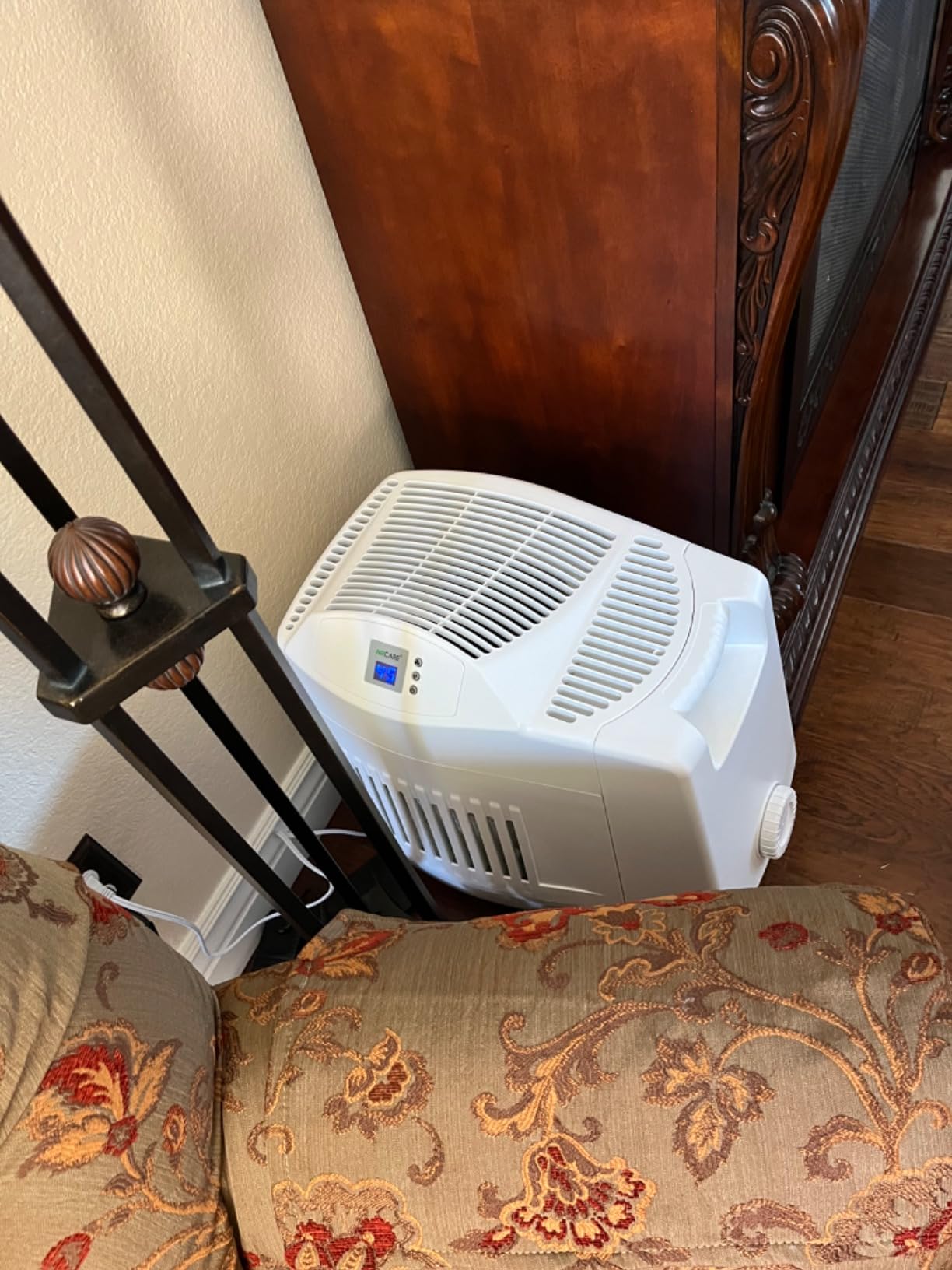 AIRCARE MA Whole-House Console-Style Evaporative Humidifier (Console) customer photo 2