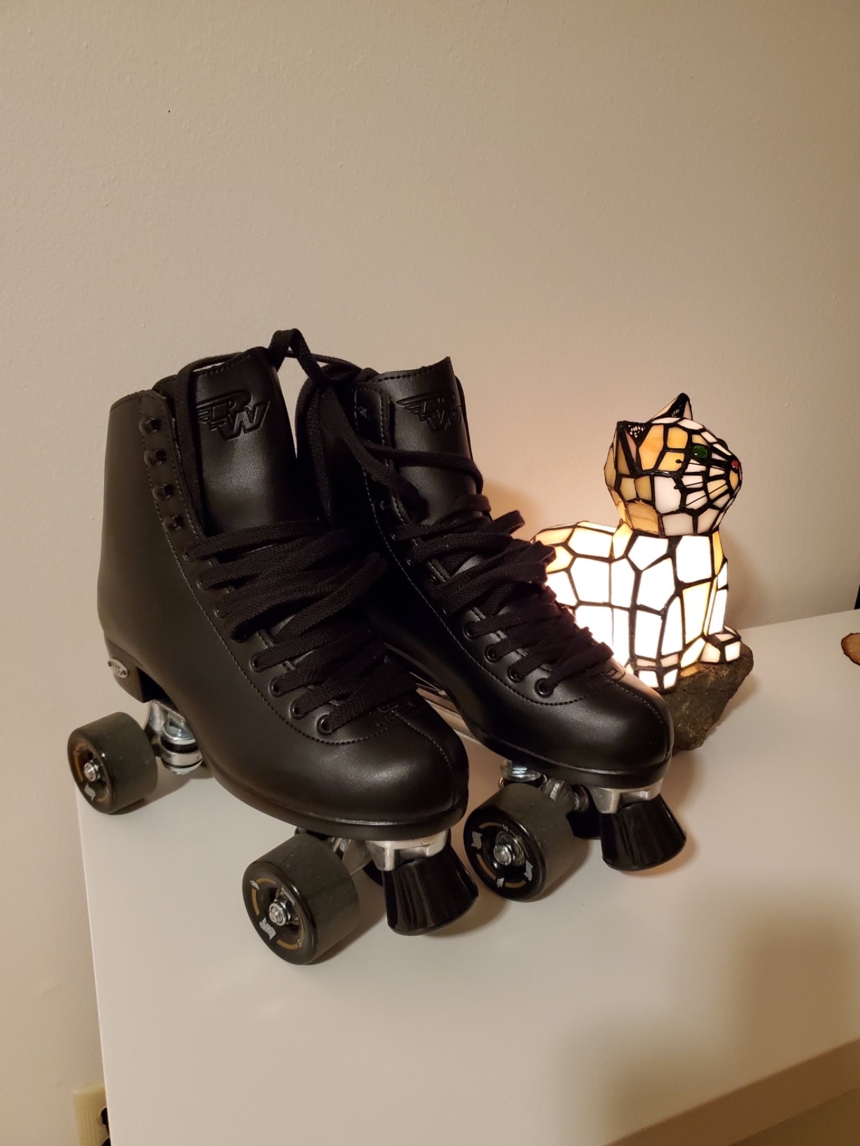 Riedell RW Wave Quad Roller Skates for Men and Women | Padded, Precision Fit and High-Rebound Wheels, Roller Skates, Adjustable Lace System, Durable Recreational Quad Skate customer photo 1