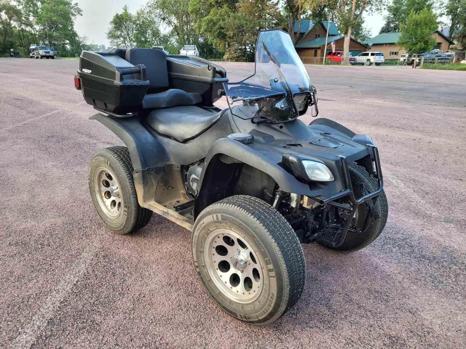 PowerMadd 24572 ProTEK Windshield for ATV - Rapid Release Mount - Clear with black graphics and headlight cut-out customer photo 1