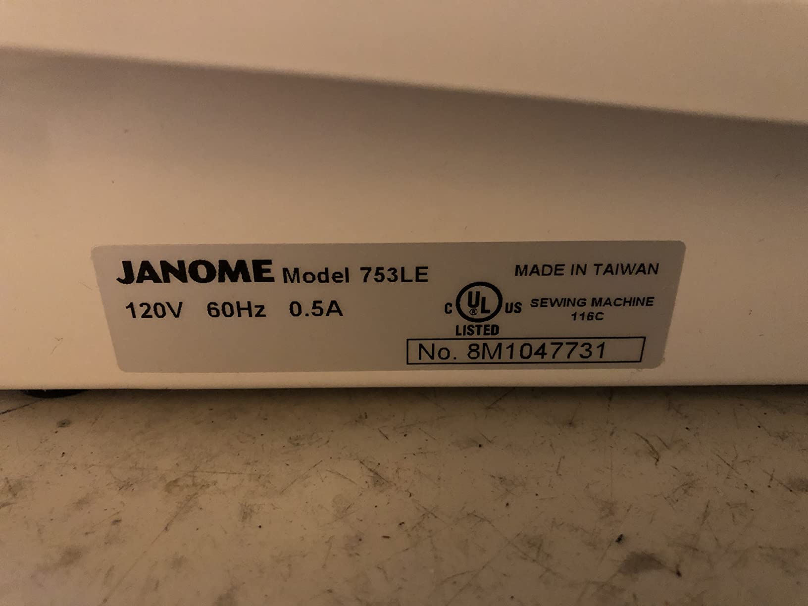 Janome HD3000 Heavy-Duty Sewing Machine with 18 Built-in Stitches + Hard Case customer photo 2