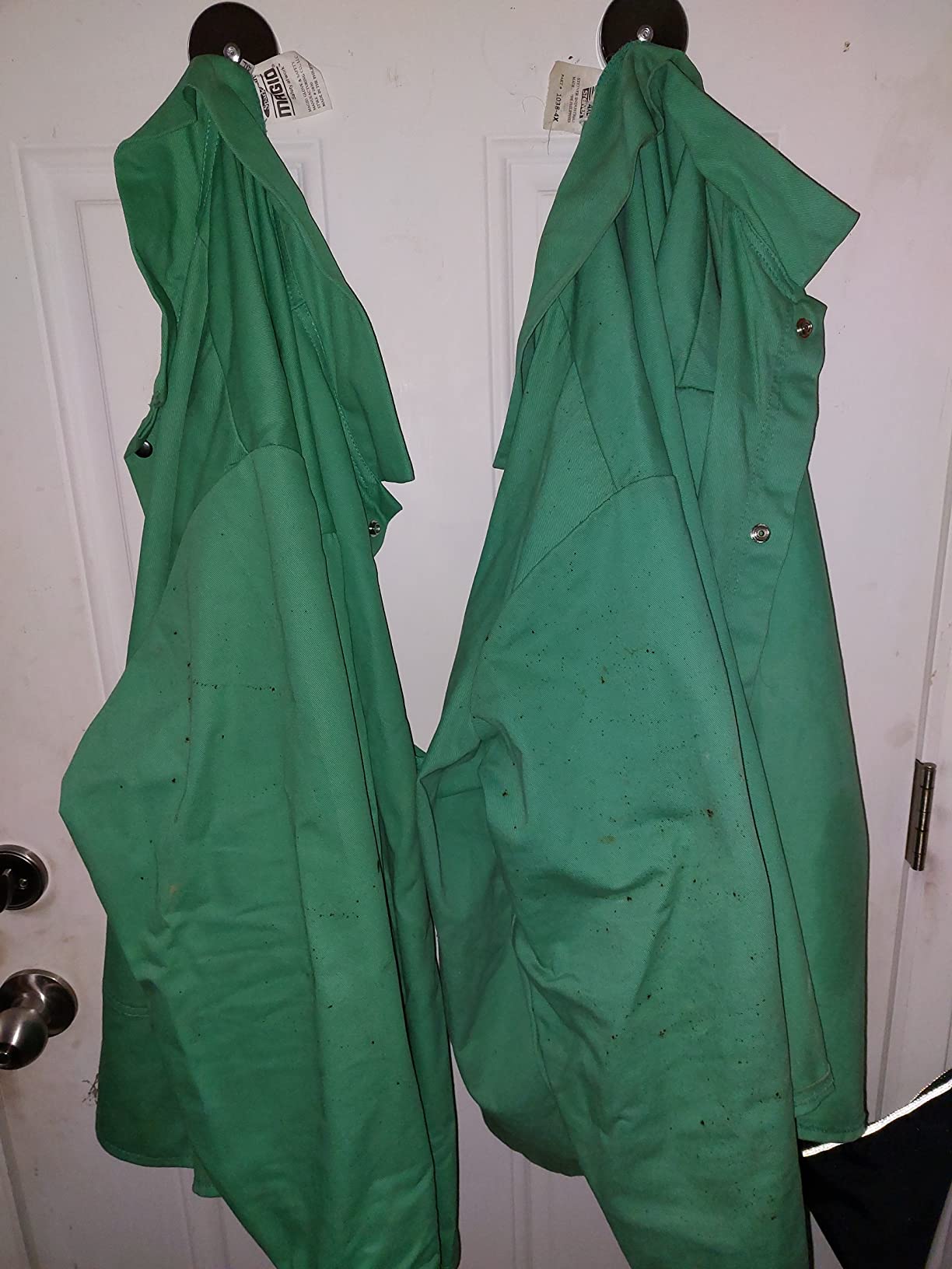 MAGID SparkGuard Flame Resistant Green Welding Jacket, 1 Jacket customer photo 2