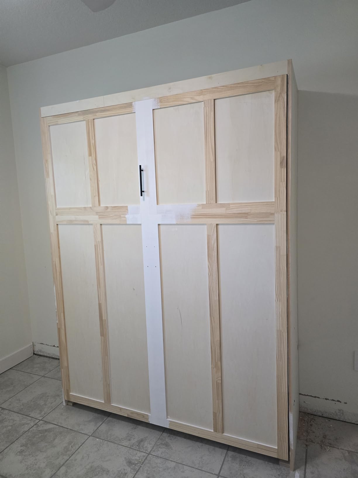 Create-A-Bed Queen Size Deluxe Murphy Bed Kit, Vertical customer photo 1