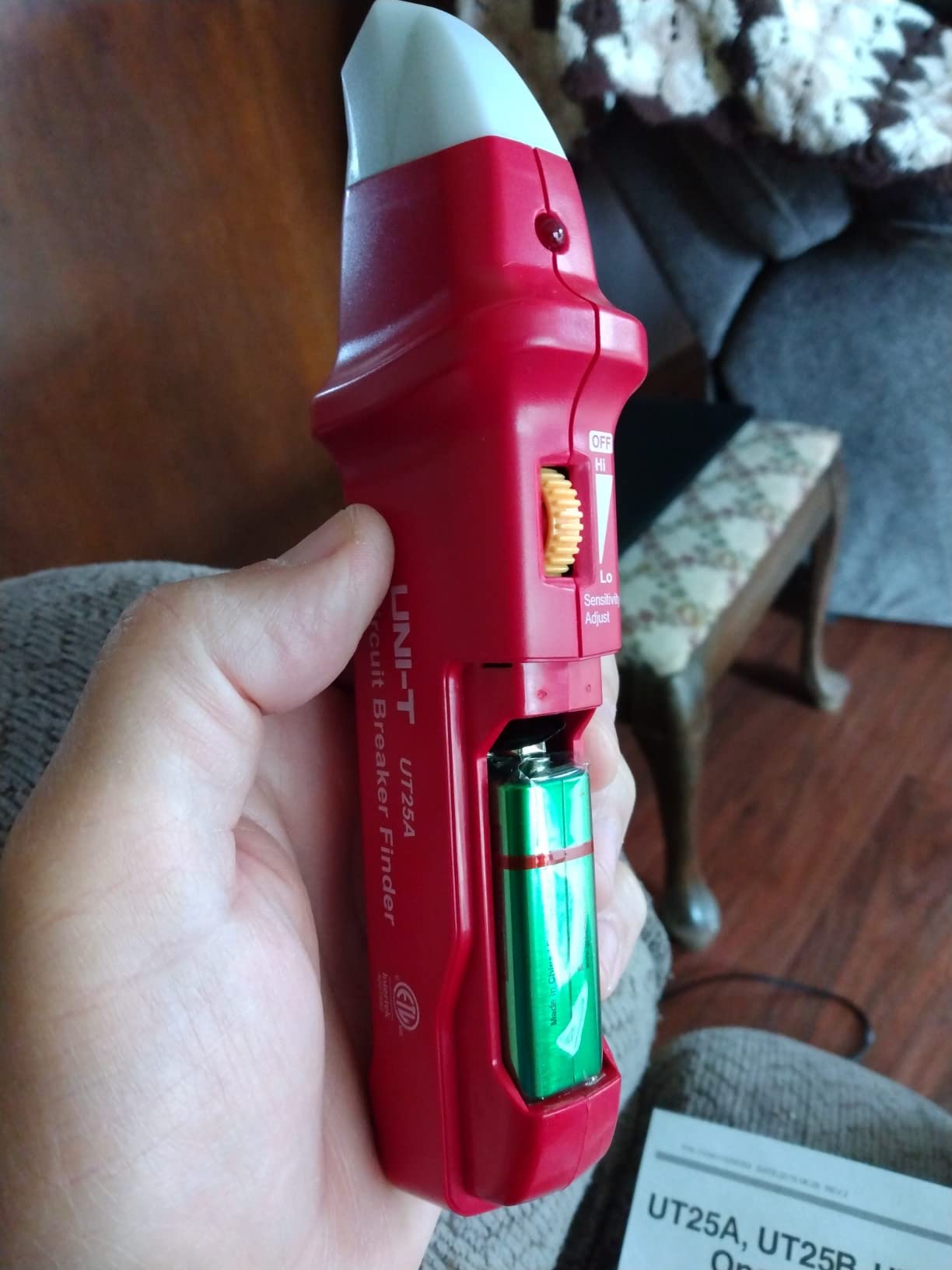 UNI-T AC Circuit Breaker Finder Tracer Tool Kit GFCI Outlet Tester customer photo 1