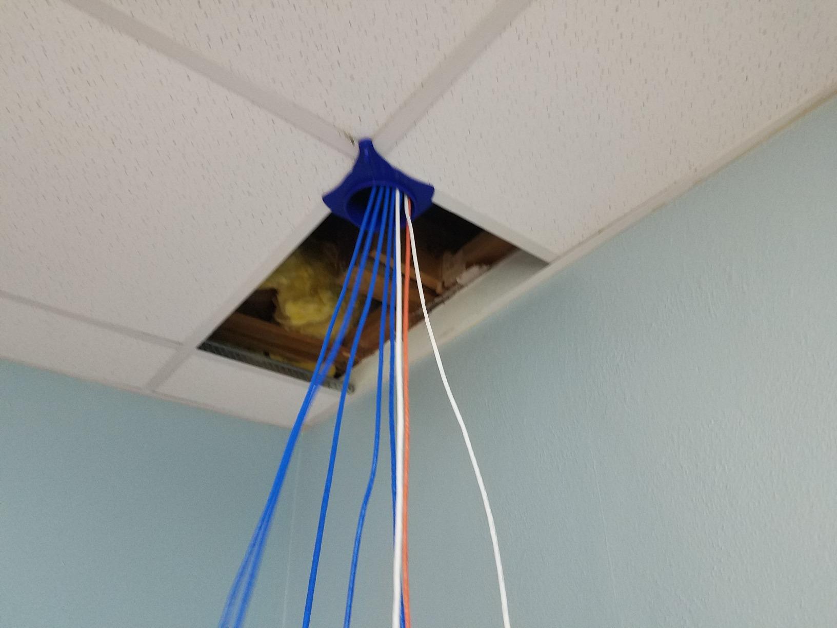 Southwire Stingray™Ceiling Grid Wire Pulling Device, Drop Ceiling Cable Management Tool for Safe Wire Pulling customer photo 2