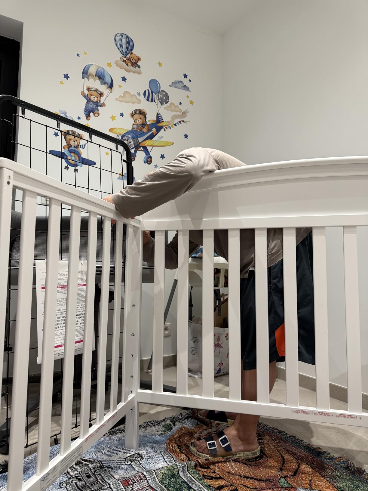 Graco Benton 5-in-1 Convertible Crib, White customer photo 1