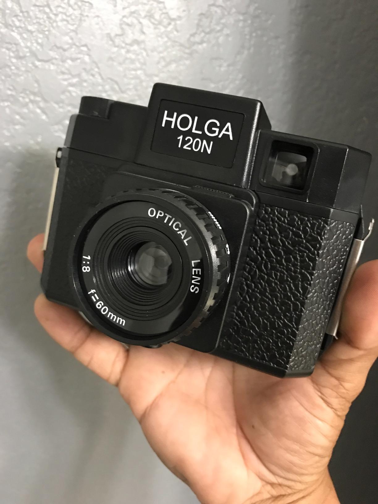 Holga 120N Medium Format Film Camera (Black) with Ilford HP5 Plus Black and White Negative Film 120mm Single Roll customer photo 2