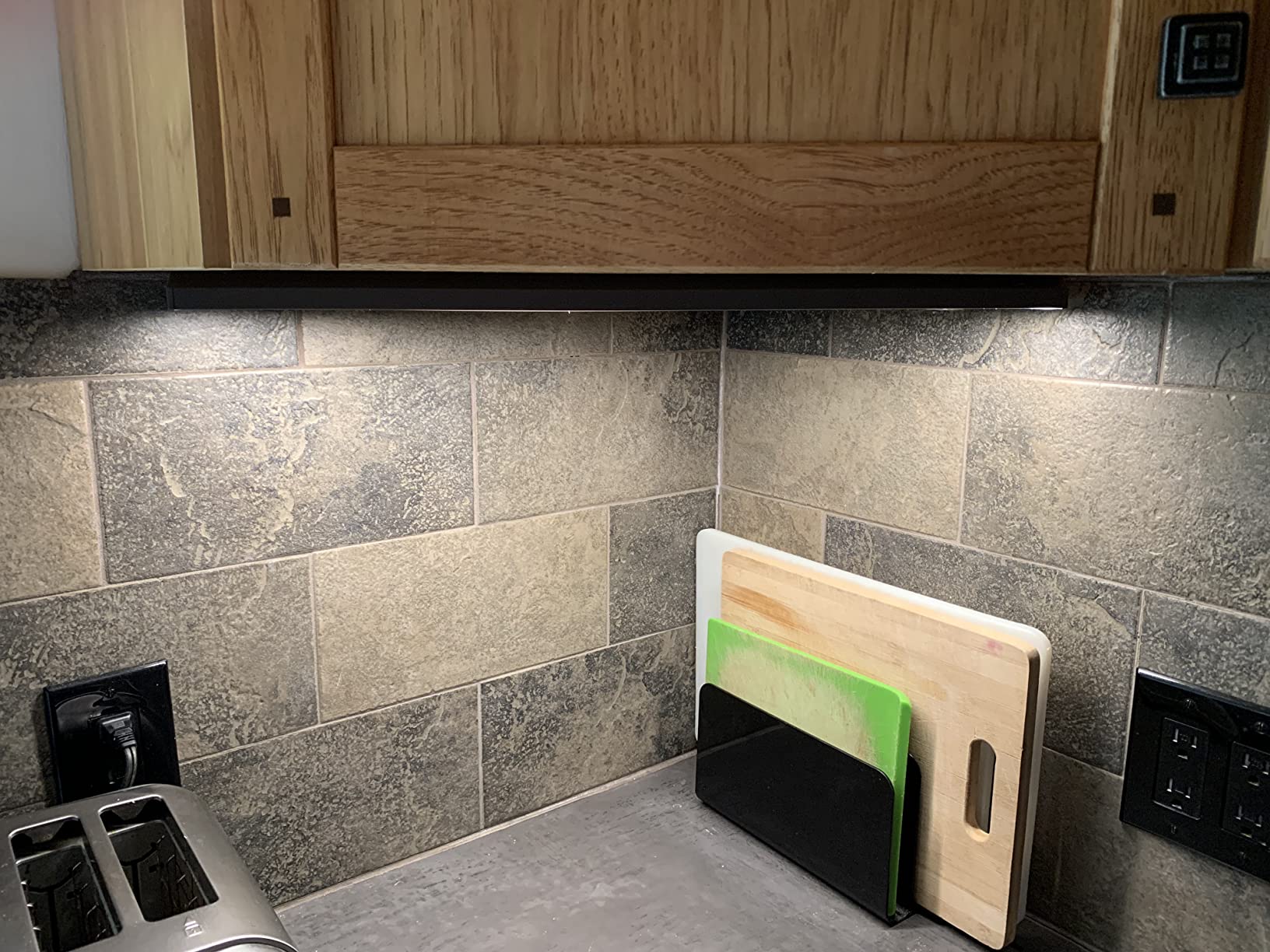 GETINLIGHT 12-Inch Linkable 3CCT LED Under Cabinet Light, Hardwired/Plug-in customer photo 2
