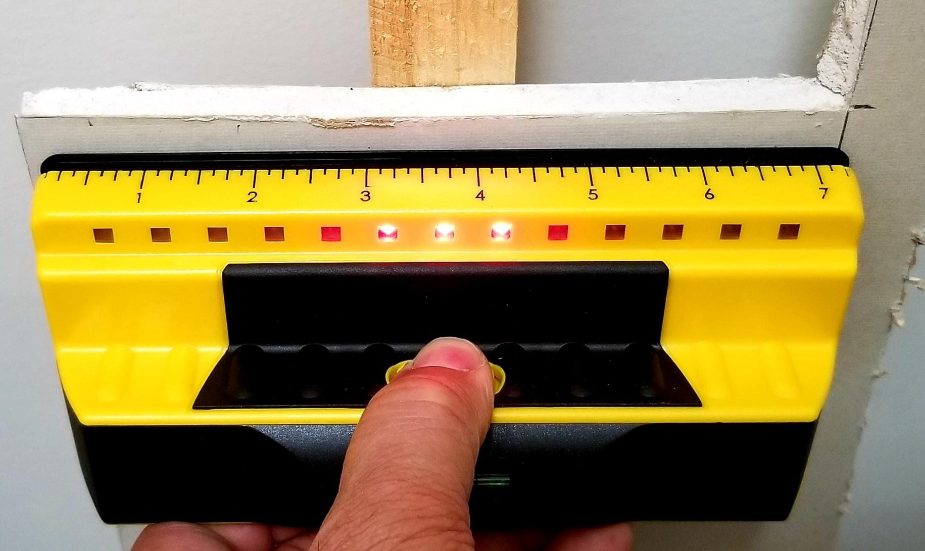 Franklin Sensors ProSensor 710+ Stud Finder, 13-Sensor Wall Scanner | Wood and Metal Stud Detector with Built-in Bubble Level, Made in the USA, Shows Full Width of Studs customer photo 1