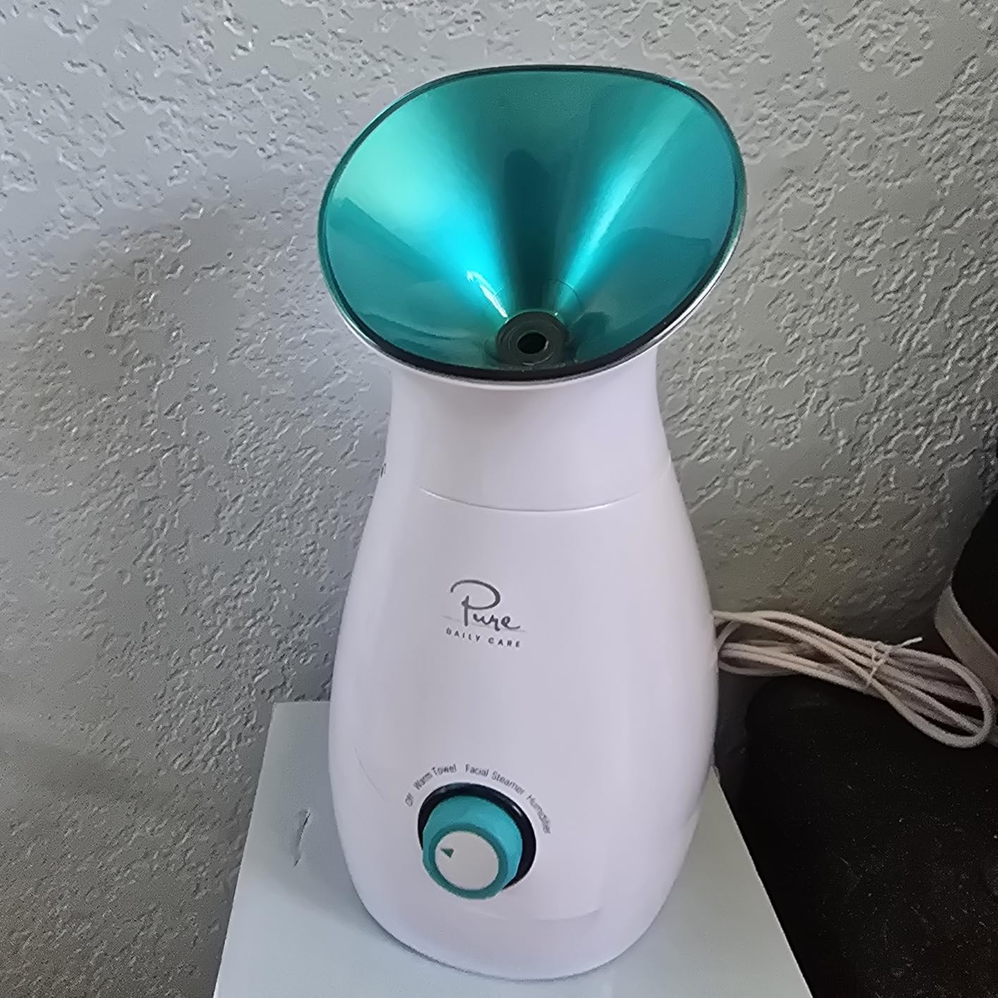 Pure Daily Care NanoSteamer Large 3-in-1 Nano Ionic Facial Steamer with Precise Temp Control - Humidifier - Unclogs Pores - Blackheads - Spa Quality - Bonus 5 Piece Stainless Steel Skin Kit (Teal) customer photo 2