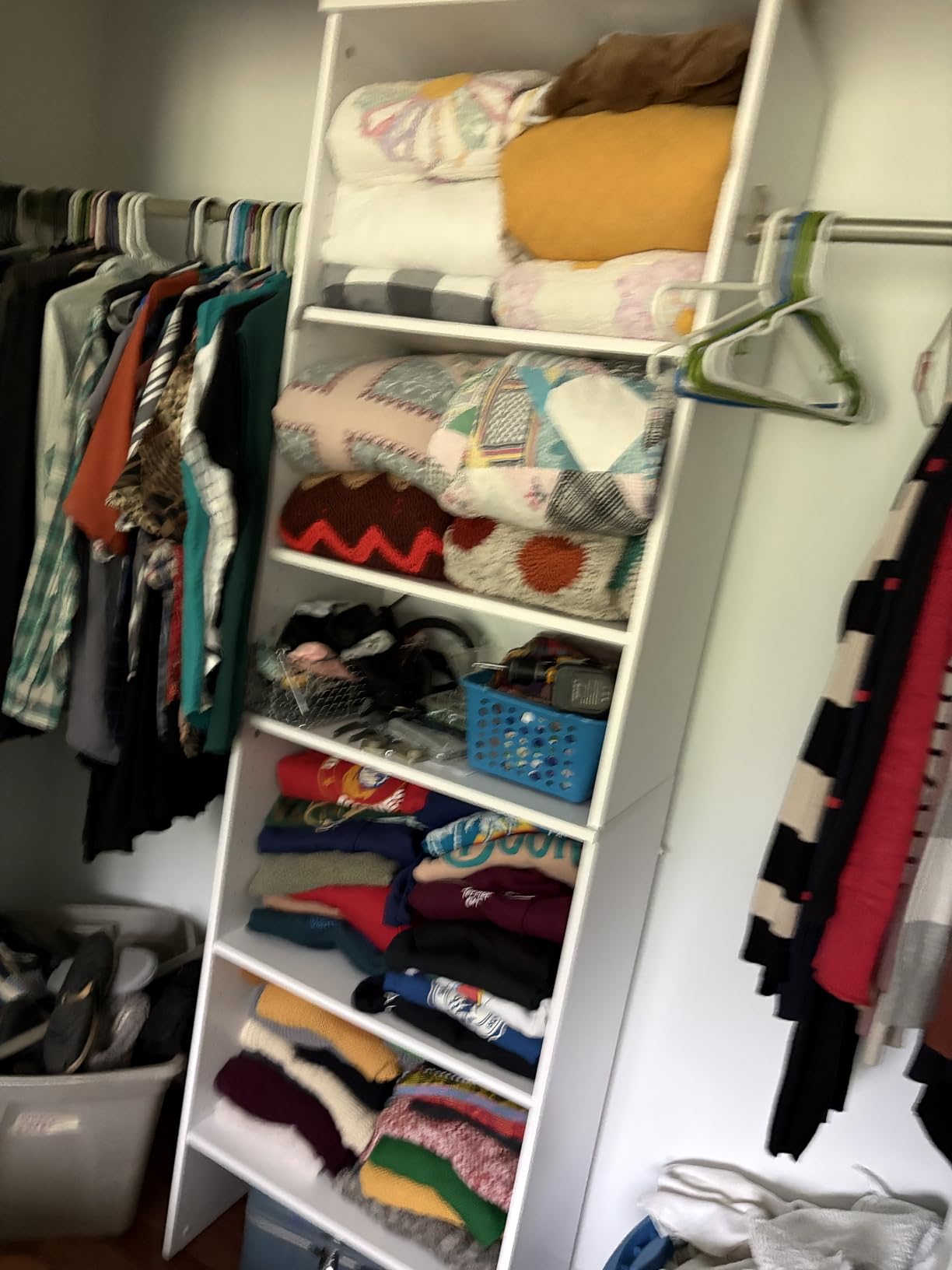 ClosetMaid SuiteSymphony Wood Closet Organizer System, 25-Inch Starter Kit with Tower and 3 Hang Rods and Shelving, Adjustable Shelves, Customizable Insert, Reach-in or Walk-in Closets, Pure White customer photo 1