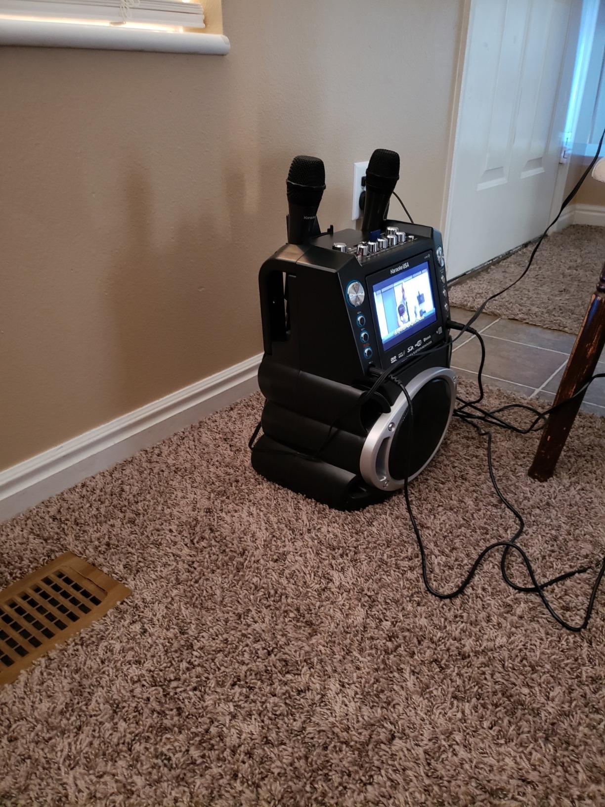Karaoke Machine with Lyrics Display 7