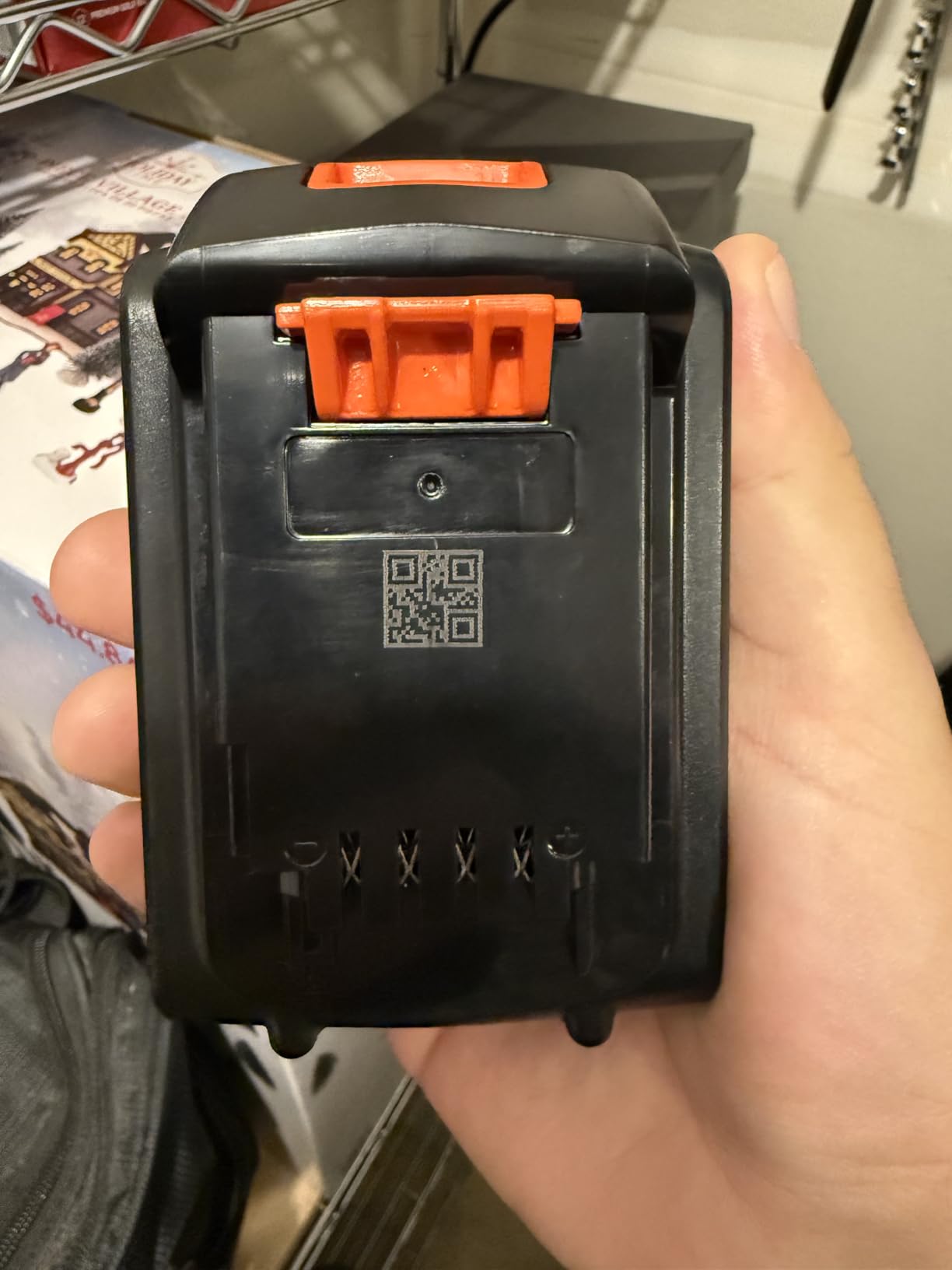 BLACK+DECKER 20V MAX Power Tool Combo Kit, 4-Tool Cordless Power Tool Set with 2 Batteries and Charger (BD4KITCDCRL) customer photo 1