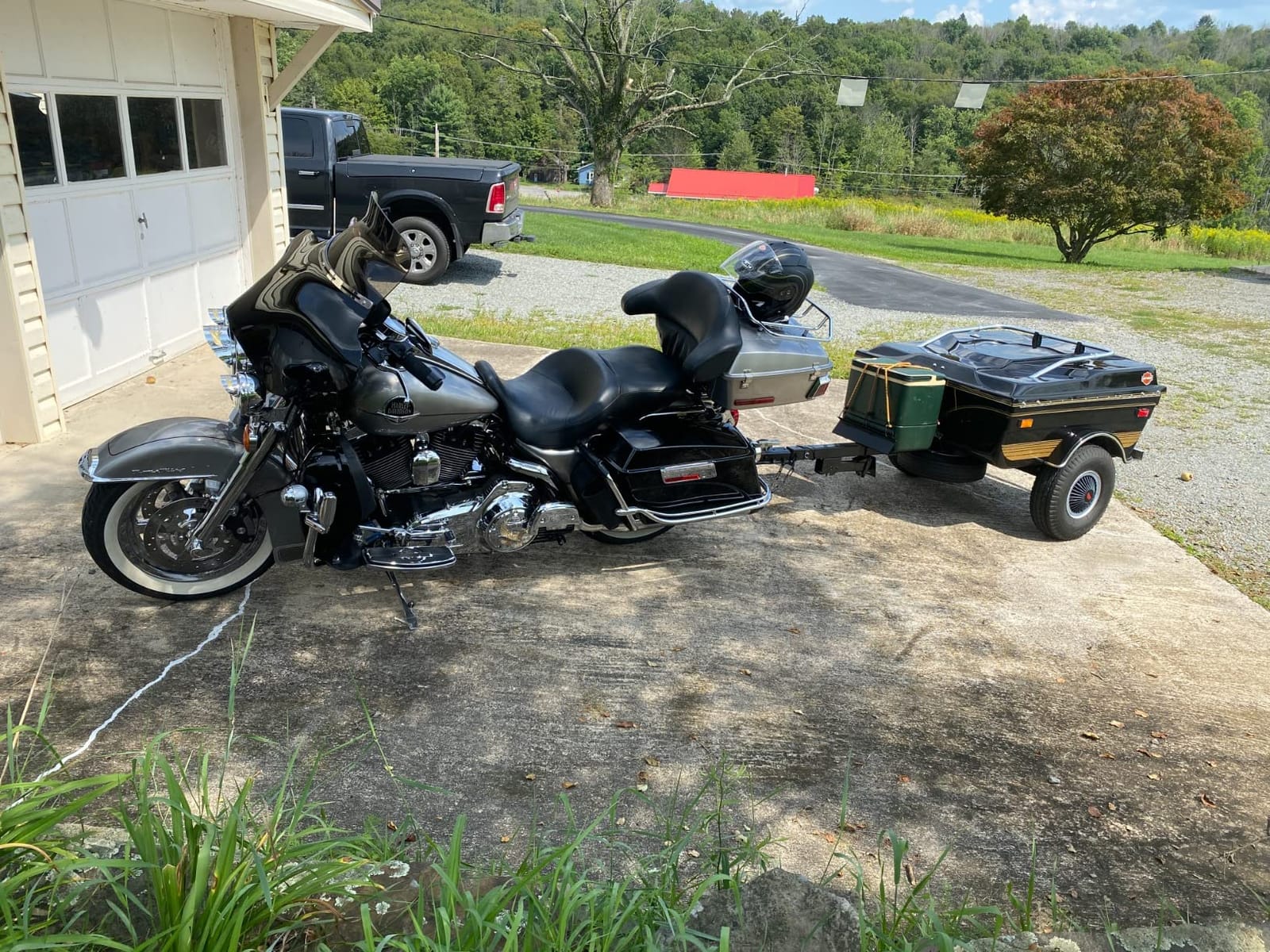 XFMT Motorcycle Saddlebags Hard Saddlebags For Harley Touring 1993-2013 | Side Bags Fit For Street Glide Road Glide Electra Glide Road King, ABS Plastic, Vivid Black W/ Black Latches & Liners customer photo 2