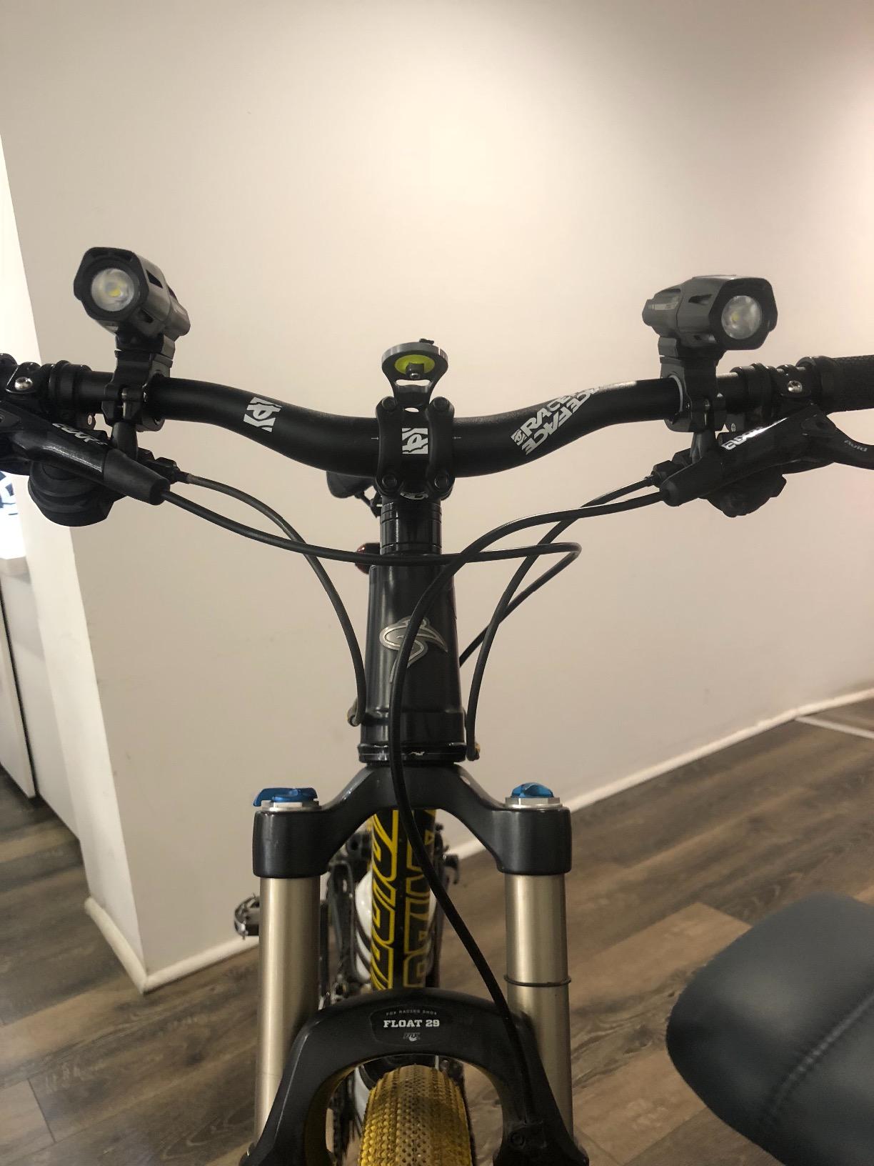 Cygolite Metro Series Bike Lights, USB Rechargeable, Secure Hard Mount, Night & Daytime Modes, Compact, Durable, IP67 Waterproof; Road, Mountain, Commuter Bicycles customer photo 1
