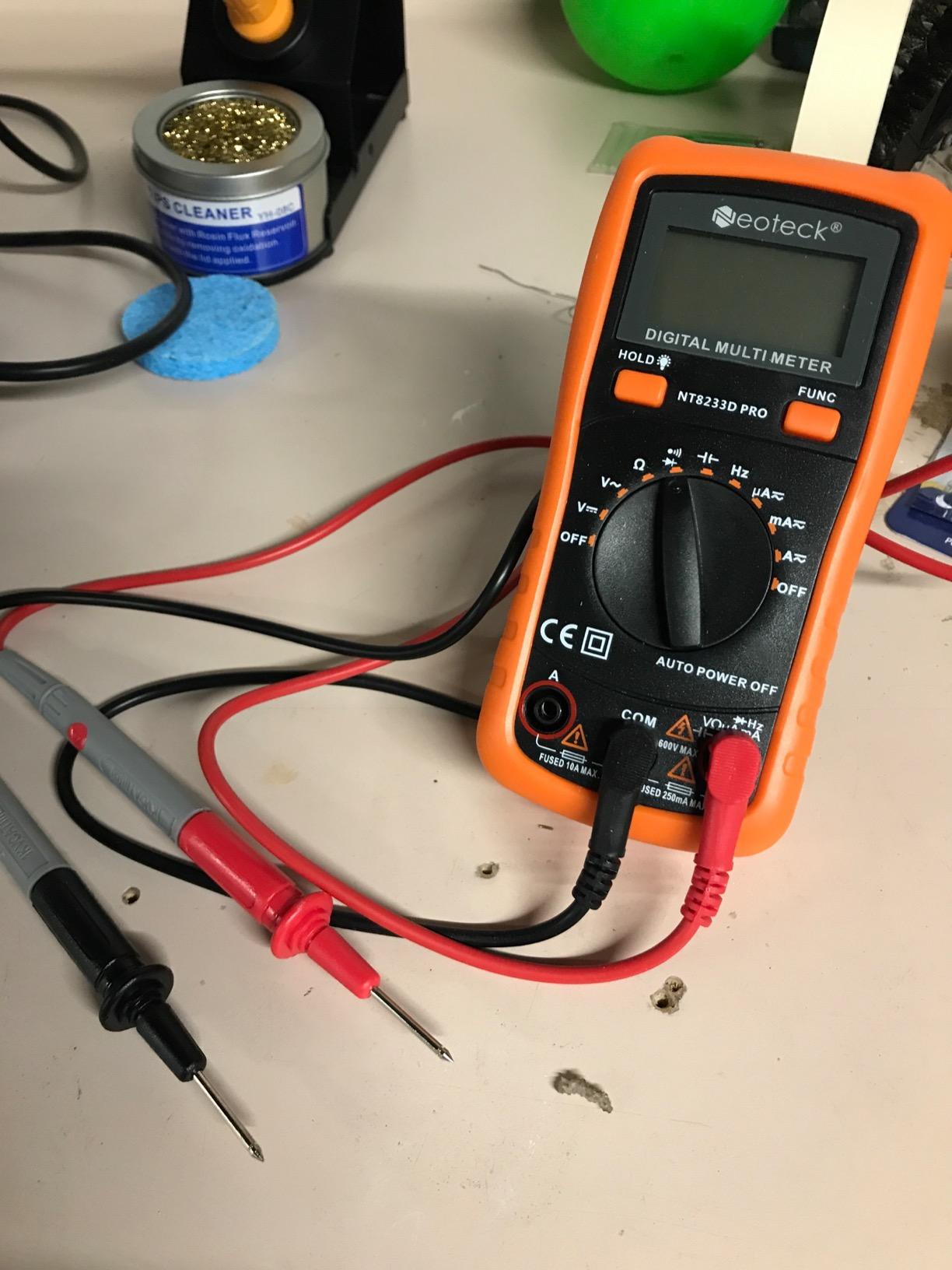 Neoteck Auto-Ranging Digital Multimeter with Backlit LCD,2000 Counts customer photo 2