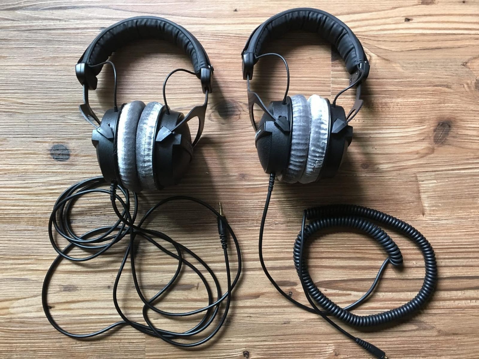 beyerdynamic DT 770 Pro Studio Headphones (80 Ohm, Black) customer photo 2