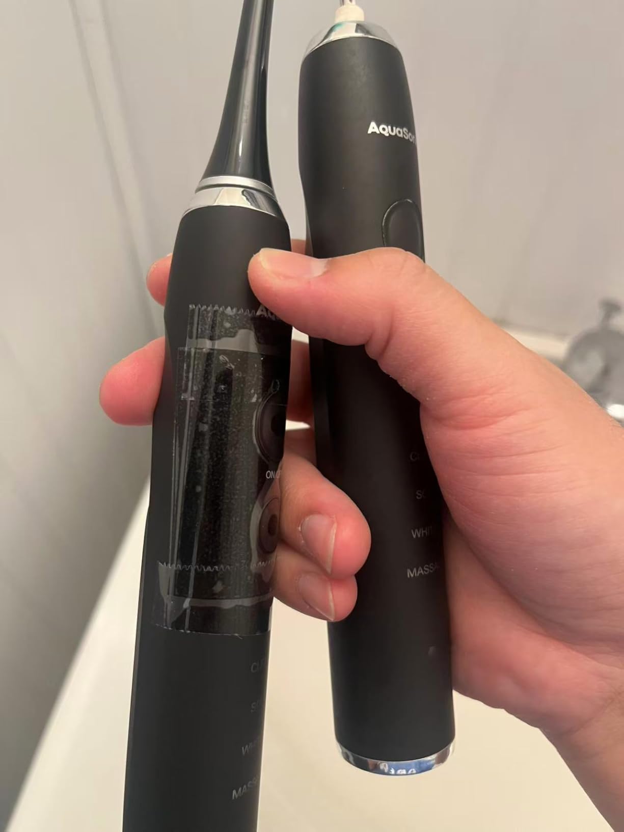 Aquasonic Black Series Ultra Whitening Toothbrush - ADA Accepted Electric Toothbrush- 8 Brush Heads & Travel Case - 40,000 VPM Electric Motor & Wireless Charging - 4 Modes w Smart Timer customer photo 1