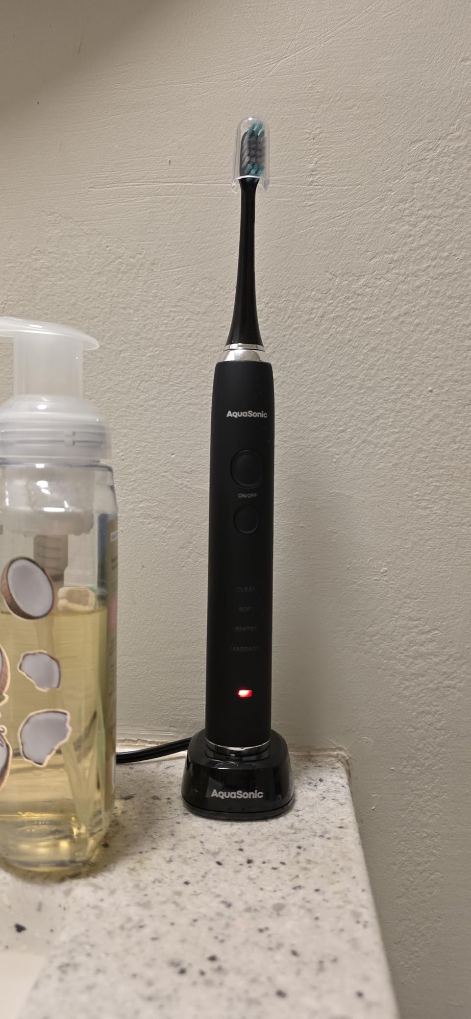 Aquasonic Black Series Ultra Whitening Toothbrush - ADA Accepted Electric Toothbrush- 8 Brush Heads & Travel Case - 40,000 VPM Electric Motor & Wireless Charging - 4 Modes w Smart Timer customer photo 2