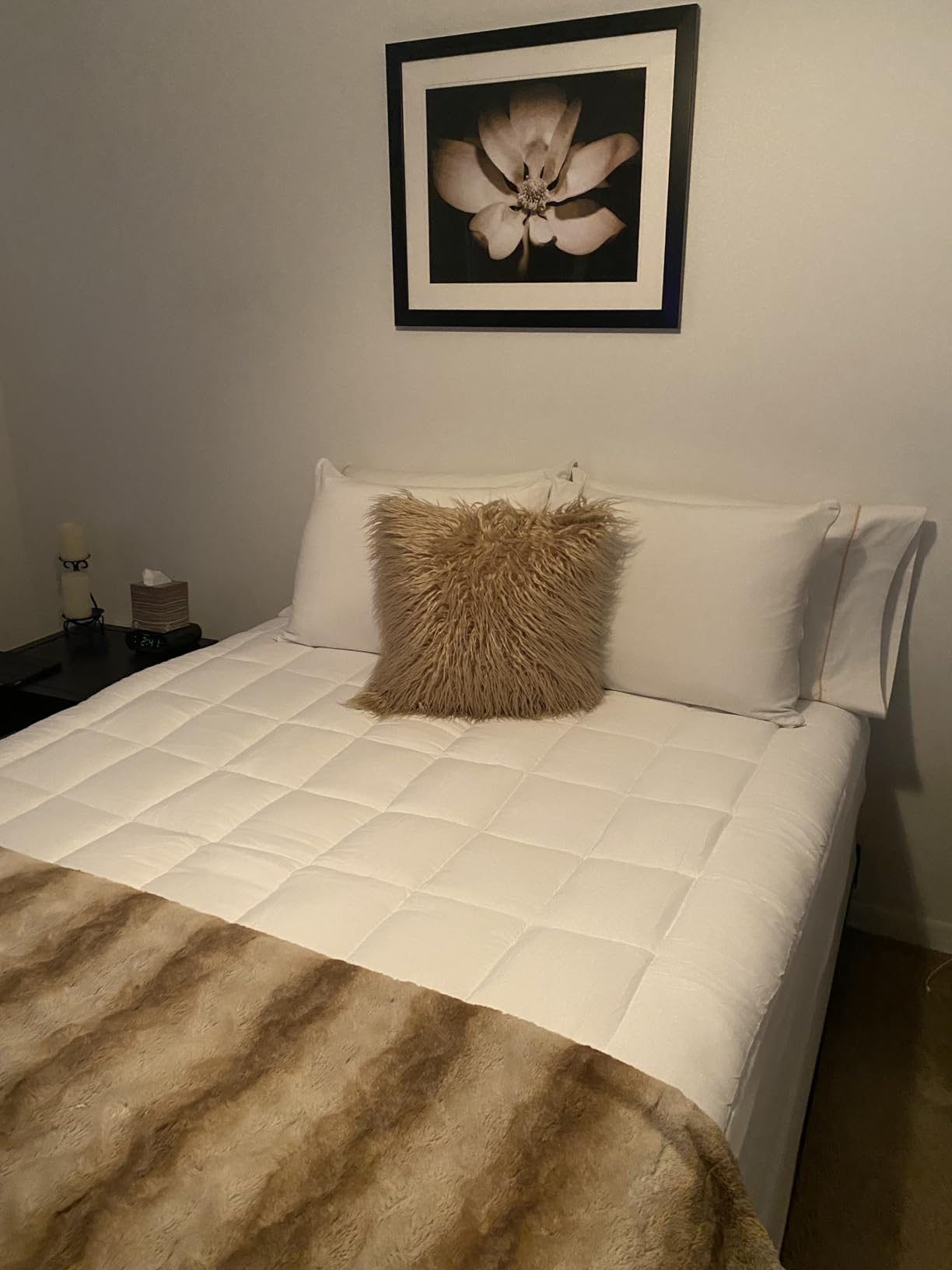 Queen Mattress Pad Cover Cooling Mattress Topper Pillow Top with Down Alternative Fill (8-21” Fitted Deep Pocket Queen Size) White customer photo 1