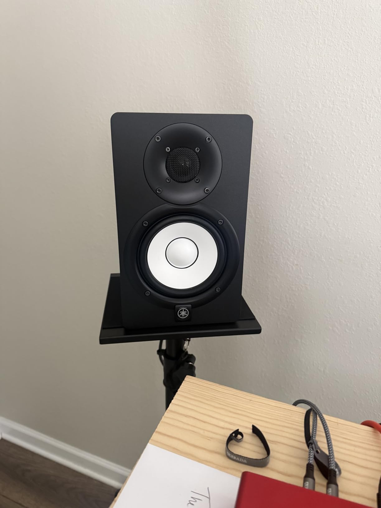 Yamaha HS5 Powered Studio Monitor Pair, 5