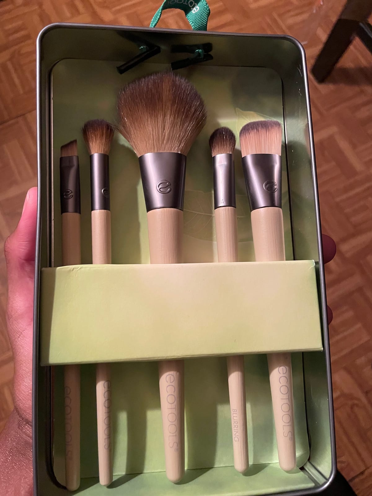 EcoTools 6 Piece Start the Day Beautifully Makeup Brush Set | Natural face and eye look, makeup brush kit for liquid cream or powder, bamboo makeup brushes, storage tin customer photo 2