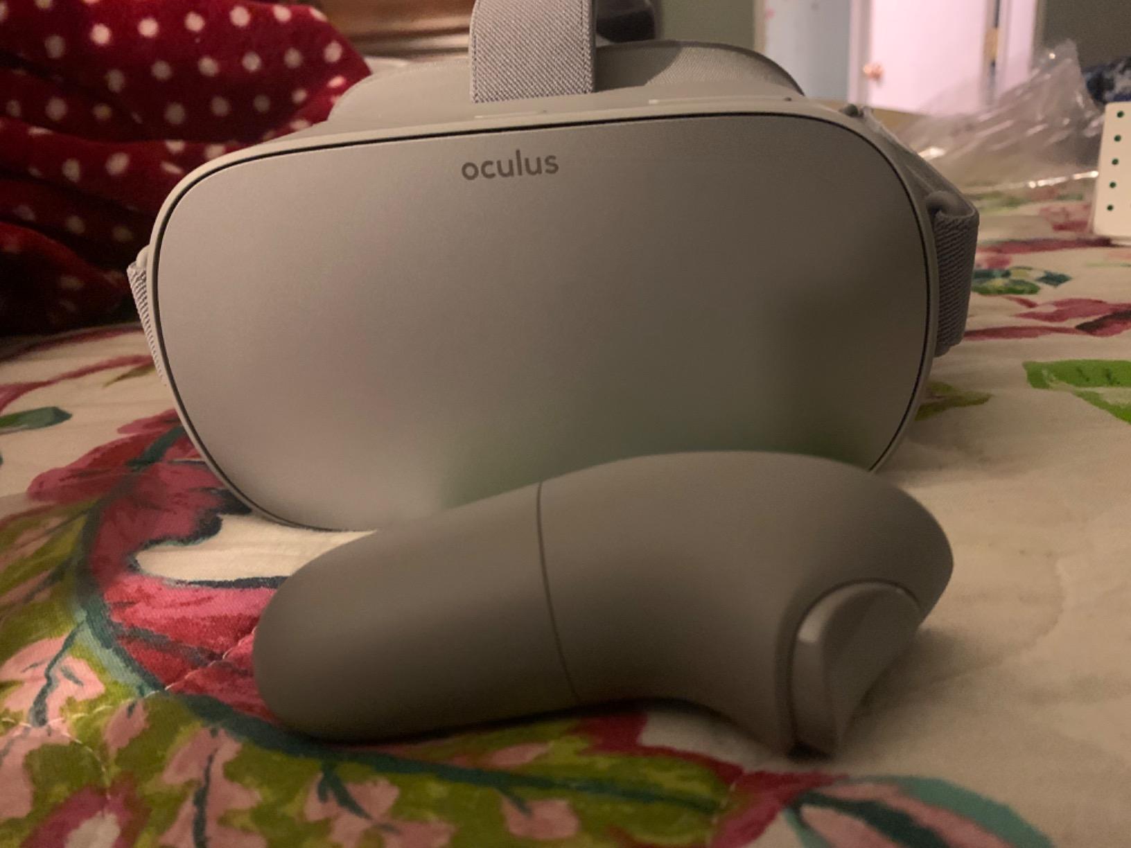 Oculus Go Standalone Virtual Reality Headset - 32GB customer photo 2
