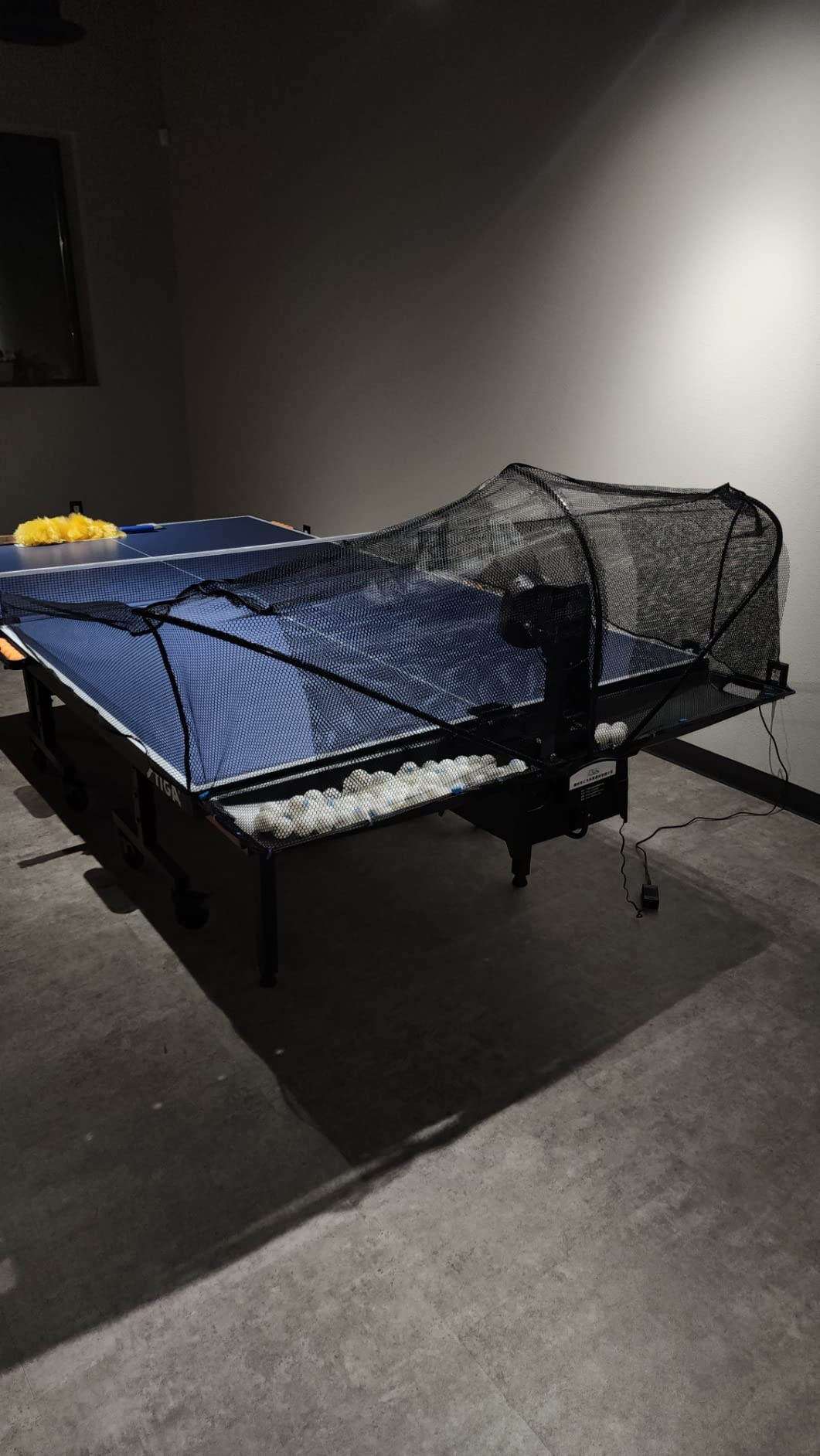 Ping Pong Robot Machine with 36 Different Spin Balls Table Tennis Robots Automatic Ball Machine for Training customer photo 2