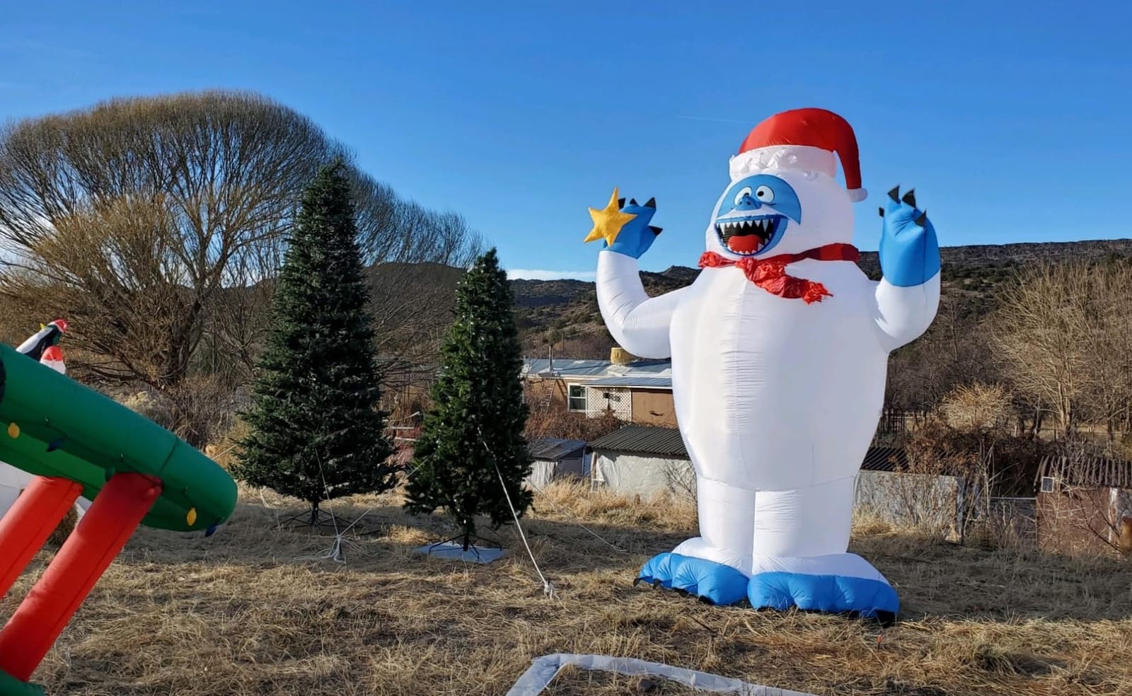 Gemmy Christmas Inflatable Colossal 12ft Bumble with Star Rudolph The Red Nosed Reindeer Character customer photo 2