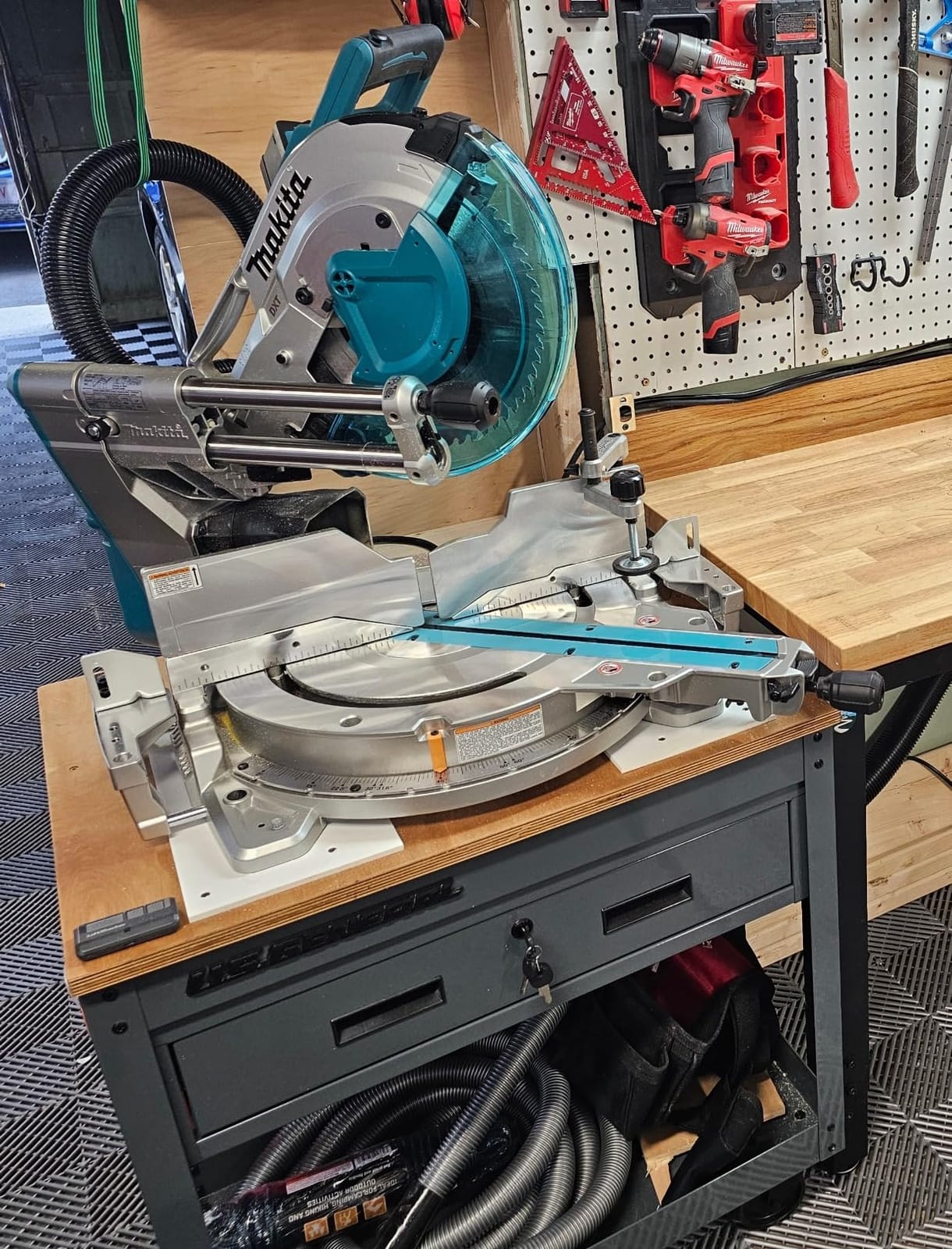 Makita LS1219L 12