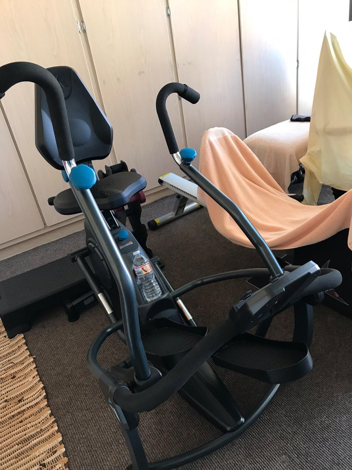 Teeter FreeStep Recumbent Cross Trainer Stepper, Zero-Impact Exercise Bike Alternative w/Patented Physical Therapy Stride, Up to 350lb, Free App w/Trainer Workouts customer photo 1