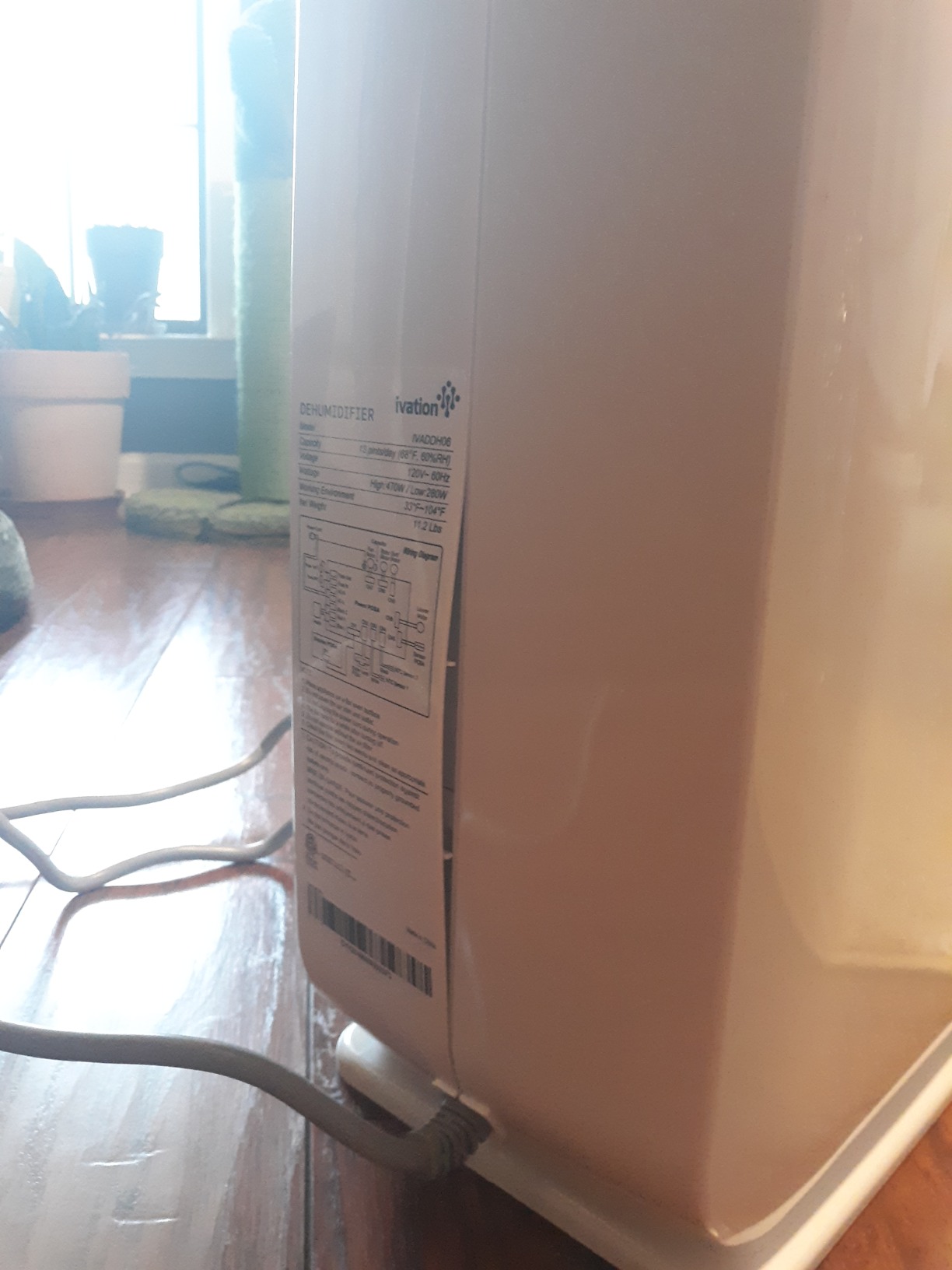 Ivation 13-Pint Small-Area Desiccant Dehumidifier Compact and Quiet - With Continuous Drain Hose for Smaller Spaces, Bathroom, Attic, Crawlspace and Closets - For Spaces Up To 270 Sq Ft, White customer photo 1