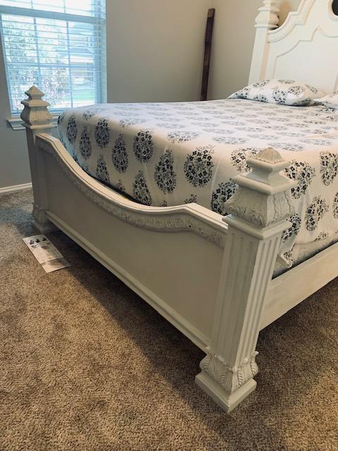 COOL GEL Chill Memory Foam 14-Inch Mattress with 2 Pillows, CertiPUR-US Certified, Mattress in a Box, Queen, White customer photo 2