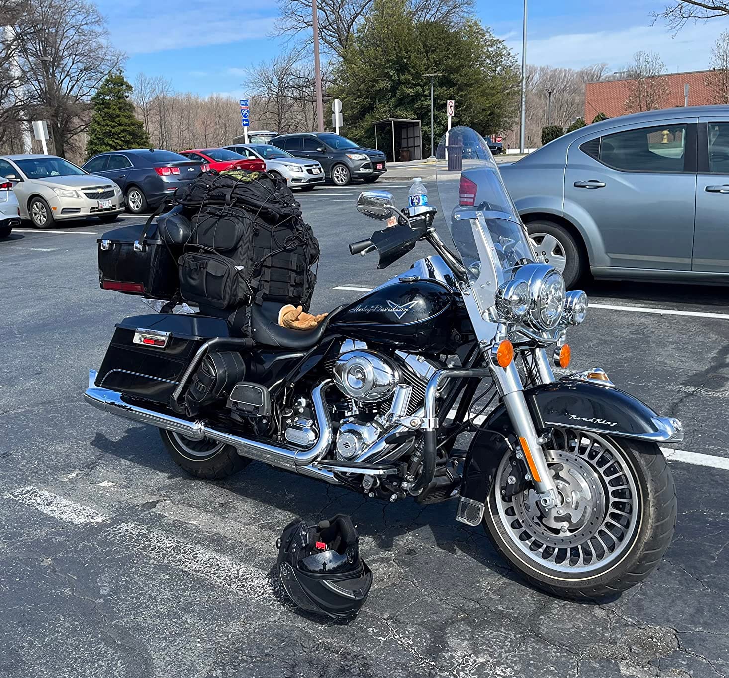 Kuryakyn 5284 Momentum Road Warrior Motorcycle Travel Luggage: Weather Resistant Seat/Trunk/Rack Bag with Sissy Bar Straps customer photo 2