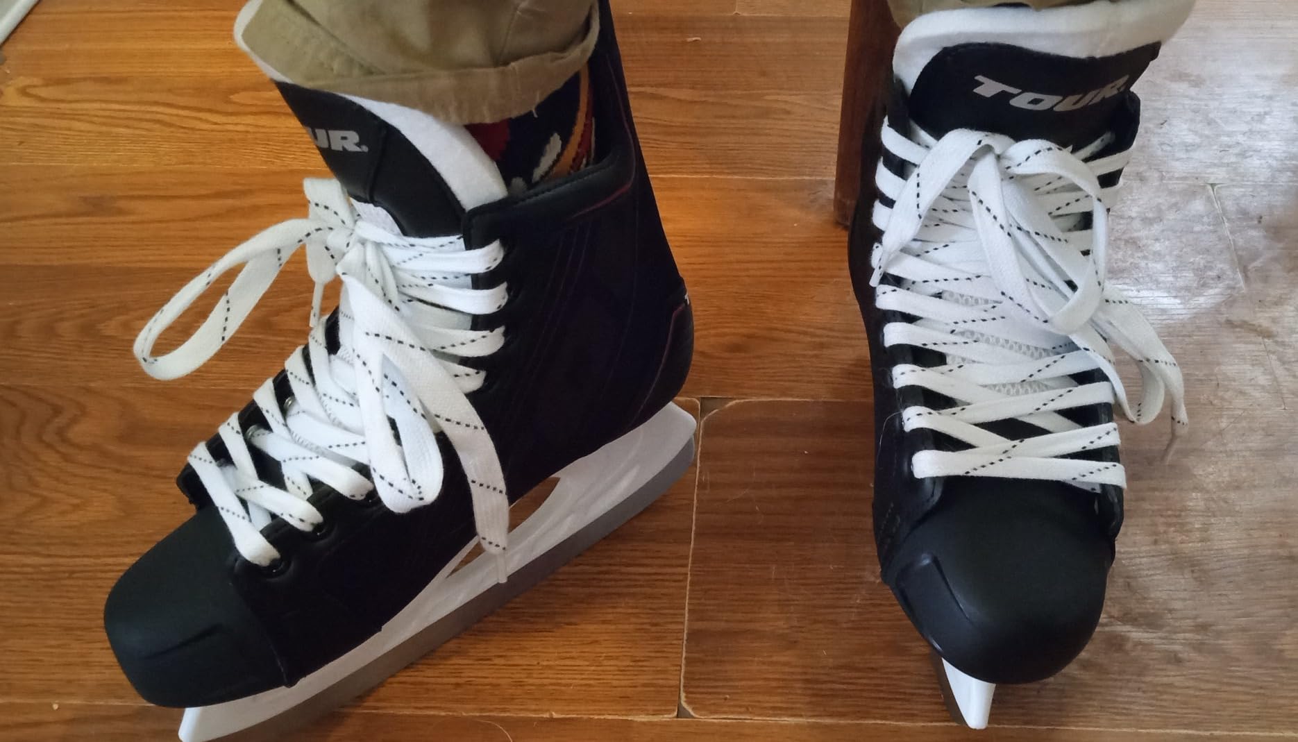Tour Hockey TR-750 Senior Ice Hockey Skates customer photo 2