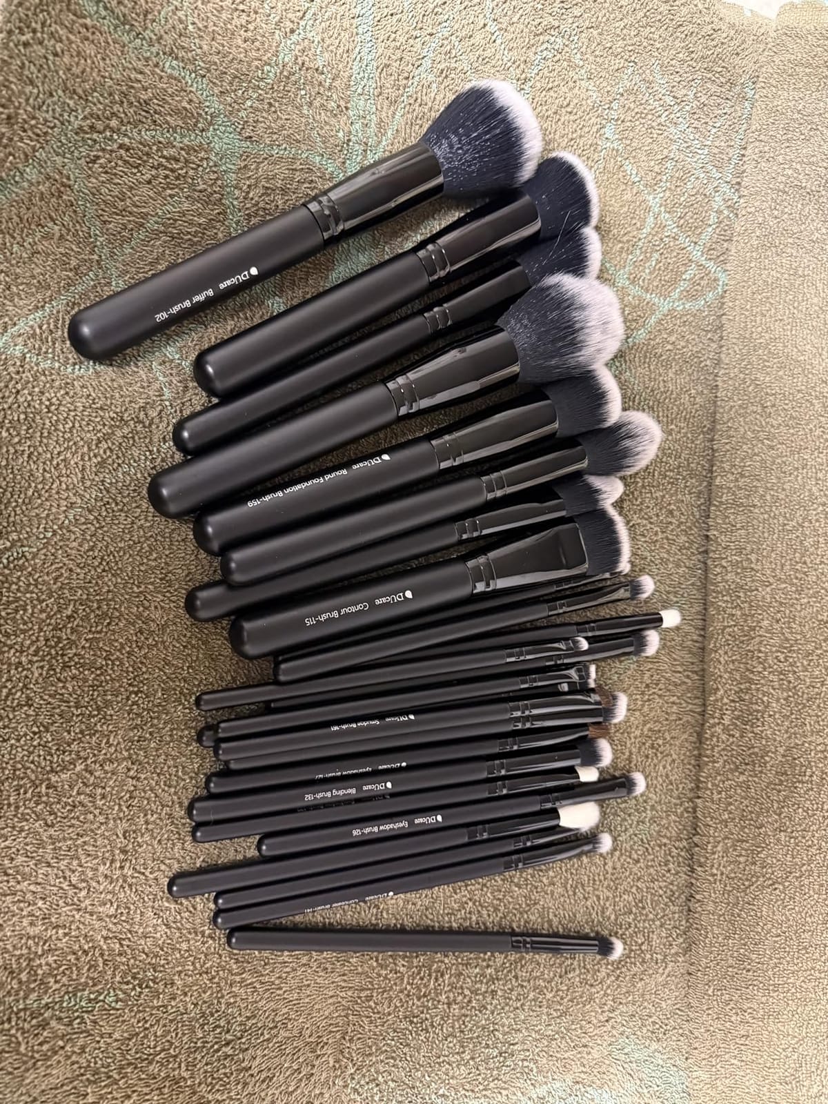 DUcare Professional Makeup Brushes Set 27Pcs Makeup Brush Set Premium Synthetic Kabuki Foundation Blending Face Powder Blush Concealers Eye Shadows Brushes customer photo 2