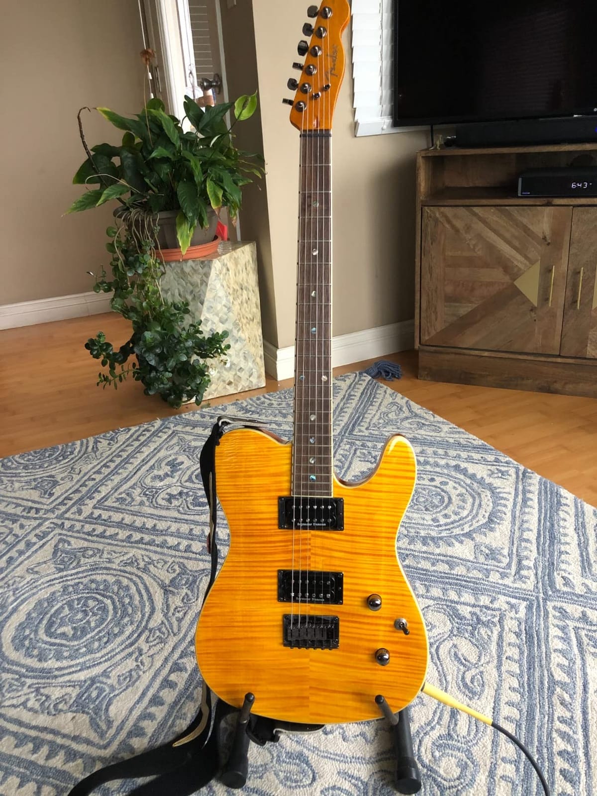 Fender Custom Telecaster FMT HH Electric Guitar, Features Seymour Duncan '59/Pearly Gates Humbuckers with Coil Tap, with 2-Year Warranty, Black Cherry Burst customer photo 2