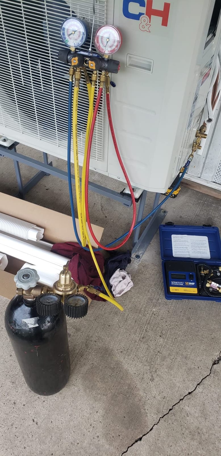 Cooper & Hunter 24,000 BTU 230V Hyper Heat Mini Split, 22.3 SEER2 customer photo 2